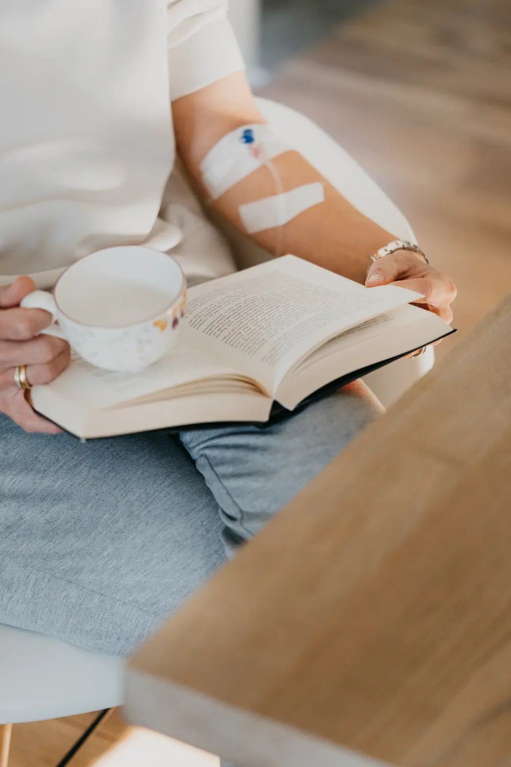 Dripness - Frau am Tropf, Buch lesen
